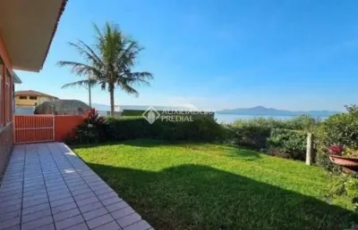 Casa com 3 quartos à venda na antagonias, 17, ponta de baixo, são josé, 193 m2 por r$ 1.699.000