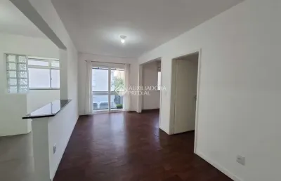 Apartamento com 2 quartos para alugar na rua avaí, 311, vila rosa, novo hamburgo, 75 m2 por r$ 1.500
