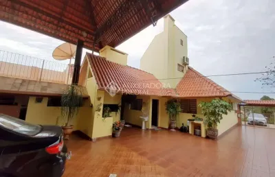 Casa com 3 quartos à venda na rua bento rosa, 4730, carneiros, lajeado, 490 m2 por r$ 1.850.000