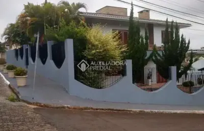 Casa em condomínio fechado com 5 quartos à venda na das jaboticabeiras, 451, montanha, lajeado, 230 m2 por r$ 1.890.000