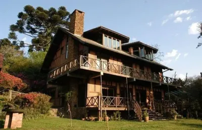 Casa com 4 quartos para alugar na f g bier, 50, planalto, gramado, 600 m2 por r$ 20.000