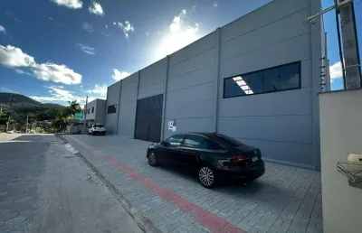 Barracão / galpão / depósito para alugar na rua santa cecília, 346, várzea do ranchinho, camboriú por r$ 16.000