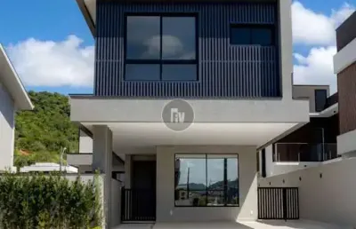 Casa em condomínio fechado com 3 quartos à venda na rua ivo josé rebello, 610, santa regina, camboriú por r$ 3.400.000