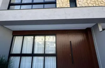Casa em condomínio fechado com 3 quartos à venda na rua santa clara, 104, são francisco de assis, balneário camboriú por r$ 1.520.000