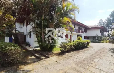Casa em alto padrão em iúcas com a vista mais linda da cidade