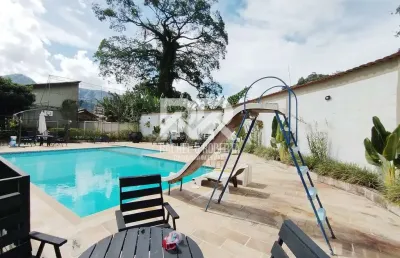 Casa em condomínio fechado com 4 quartos à venda no Alto, Teresópolis 