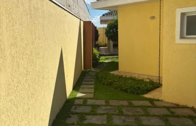 Linda casa  em condomínio fechado com oportunidade de valor!!
