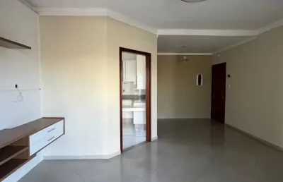 Apartamento com 3 quartos para alugar no Centro, Caçapava 
