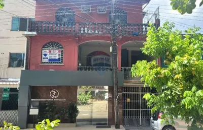 'vendo imovel no conjunto  ica meceió adrianópolis com 3 andares '
