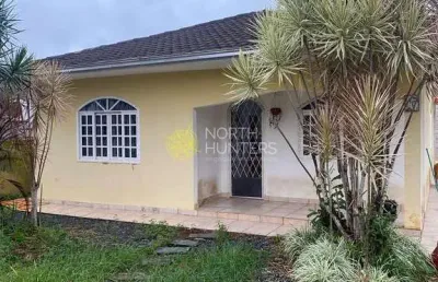 Oportunidade para investidores: casa com terreno de esquina de 17x23,97