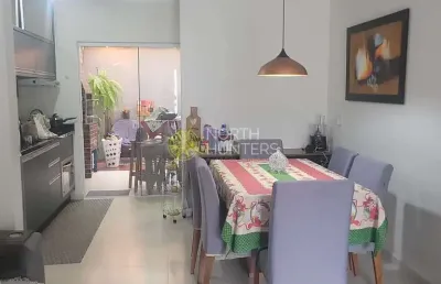 Geminado com 2 suítes, semi mobiliado no bairro floresta