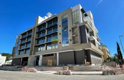 Apartamento duplex novo com 02 suítes em jurerê, proximo ao super imperatriz.