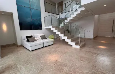 Belíssima mansão luxuosa com 5 suítes e vista para o mar em jurerê internacional