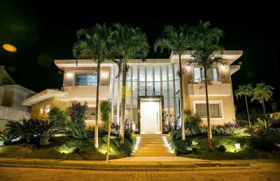 Linda casa para venda,locação anual ou temporada em jurerê internacional