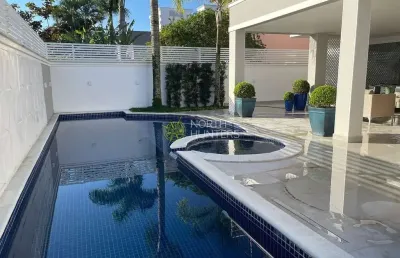 Linda casa à venda em jurerê  internacional, florianópolis