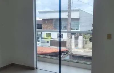 Casa com 2 quartos à venda na Rua São Vicente, Boa Vista, Joinville