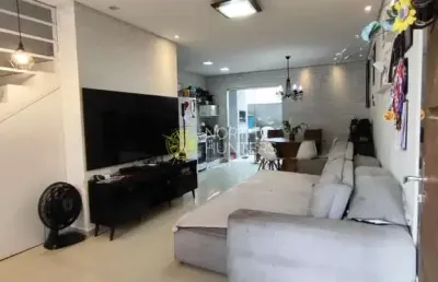 Casa à venda na Rua Margarida Trapp, Vila Nova, Joinville