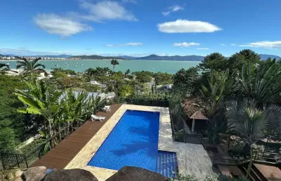 Excelente cobertura duplex com vista mar e pé na areia em canajure para locação anual,florianópolis