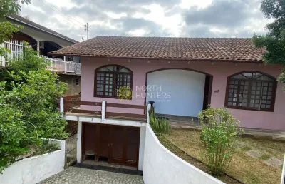 Casa com 3 quartos à venda na Rua Érico Herhaus, Iririú, Joinville