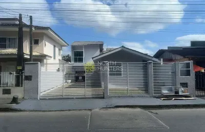 Casa com 4 quartos à venda na Rua Arlindo Correa, Vila Nova, Joinville