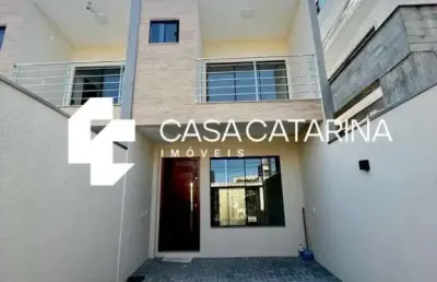 Casa com 2 quartos à venda no centro, balneário piçarras  por r$ 695.000