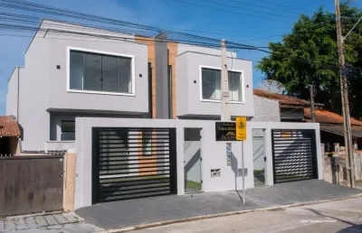Casa com 2 quartos à venda na praia de armação do itapocorói, penha  por r$ 420.000