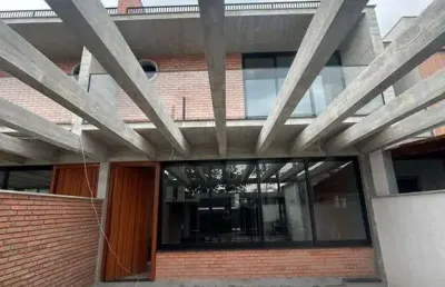 Casa com 3 quartos à venda no itacolomi, balneário piçarras  por r$ 1.250.000