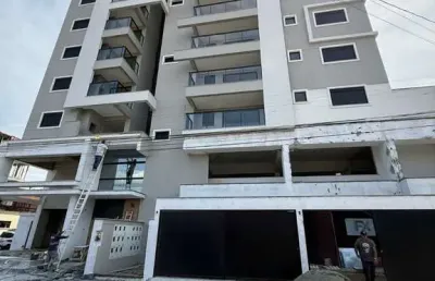 Apartamento com 2 quartos à venda no centro, navegantes  por r$ 720.000