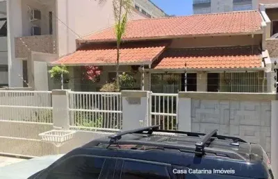 Casa com 3 quartos à venda no gravata, navegantes  por r$ 800.000
