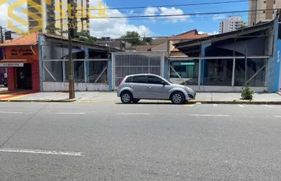 Galpão localizado na região central de jundiai, sp,  para venda.  o terreno do galpão mede 513 m² e a área construida é de 371 m²