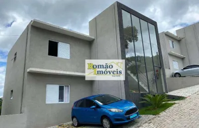 Encante-se com esta linda casa no village (padrão apartamento) em atibaia, no charmoso bairro jardim colonial.