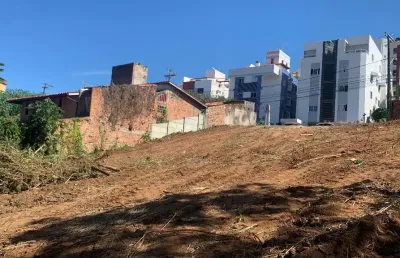 Terreno à venda na Rua Desembargador João Azevedo Cavalcante, Jardim Placaford, Salvador
