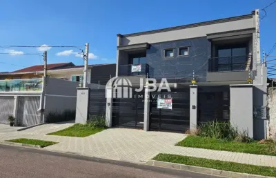 Condomínio de sobrados na melhor localização do bairro