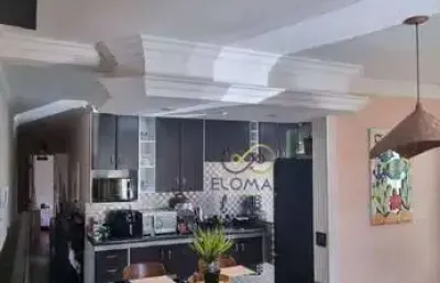 Casa no jardim adriana com 2 quartos e 2 vagas - condomínio fechado