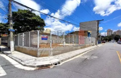 Sala comercial para alugar na Rua Barão de Jambeiro, Centro, Taubaté