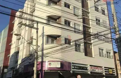 Apto para locação no centro mobiliado com 1 dormitório.
