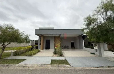Uma casa excepcional espera por você no condomínio terrazzo d'italia!