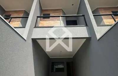 Sobrado à venda com 126m, 3 dorm/ 1 suíte, 2 vagas de garagem, vila ré, sp