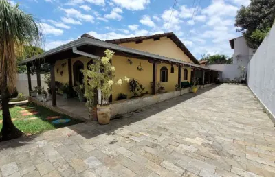 Casa em condomínio fechado com 3 quartos à venda em Itapoã, Belo Horizonte 