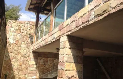 Casa com 5 quartos, suite, 3 vagas de garagem , piscina, a venda bairro santa amelia