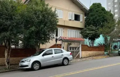 Casa com 6 quartos à venda na Rua Vitória, Cidade Alta, Bento Gonçalves