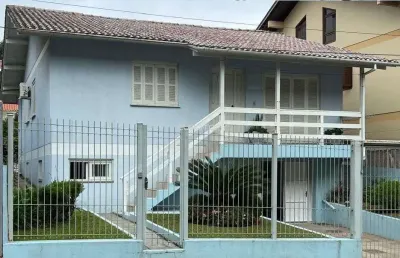 Casa com 3 quartos à venda na Rua Antônio Michelon, 189, Santa Rita, Bento Gonçalves