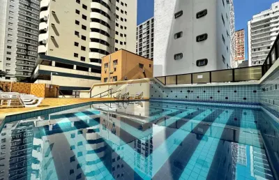 Apartamento à venda na pitangueiras no guarujá | piscina e 2 vagas
