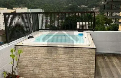 Cobertura à venda na praia da enseada no guarujá | piscina e churrasqueira