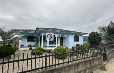 Casa à venda em beira rio, antônio carlos - sc | com açude e galpão no terreno
