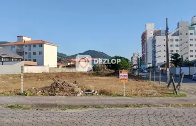 Terreno à venda na Avenida Kiliano Kremer, S N, Rio Caveiras, Biguaçu