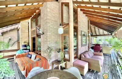 Casa com terreno 3.300 m² - rústica 3d/1ste + edícula. arq. pepe asbun!