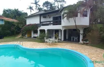 Ótima casa!,4 suítes, 3 salas, piscina, gourmet, casa caseiro em 2500m2