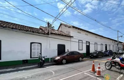Casarão comercial - centro histórico santana de parnaíba (fachada tombada)