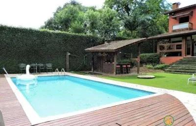 Casa com 4 dormitórios (2 suites) -  piscina, estúdio externo, spa!